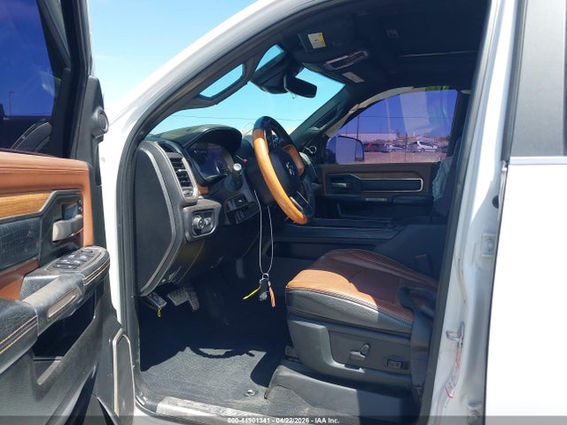 Продаж на аукціоні авто 2019 Ram 2500 Longhorn  4x4 6'4 Box, vin: 3C6UR5GL2KG562220, номер лоту: 44901341