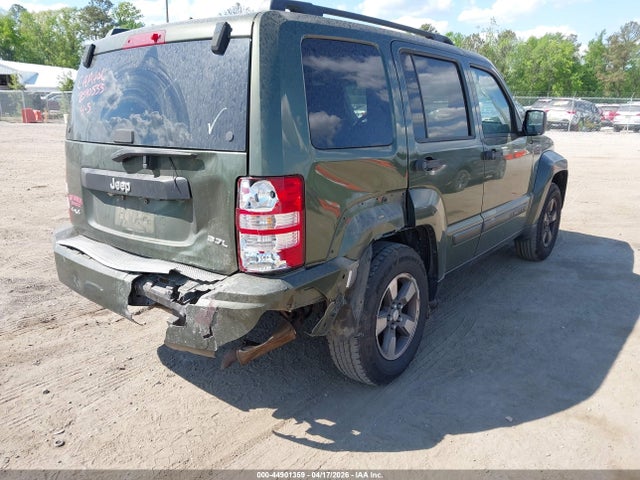 44901359 :رقم المزاد ، 1J8GN28K38W250075 vin ، 2008 Jeep Liberty Sport مزاد بيع