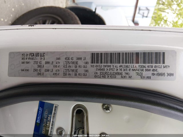 44901360 :رقم المزاد ، 3C6UR5CL6JG349646 vin ، 2018 Ram 2500 Tradesman  4x4 6'4 Box مزاد بيع