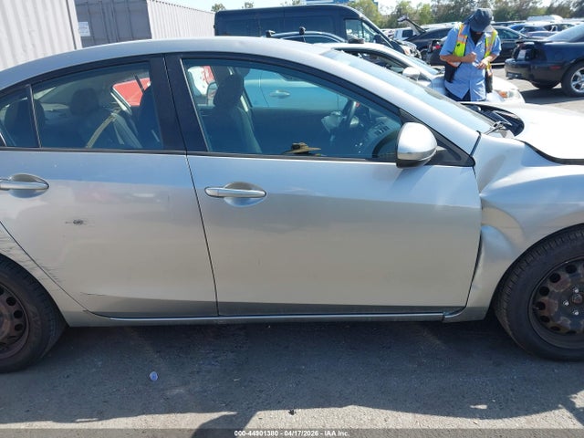 44901380 :رقم المزاد ، JM1BL1TG4D1774718 vin ، 2013 Mazda Mazda3 I Sv مزاد بيع