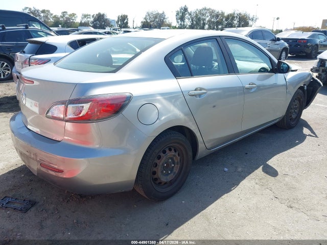 44901380 :رقم المزاد ، JM1BL1TG4D1774718 vin ، 2013 Mazda Mazda3 I Sv مزاد بيع