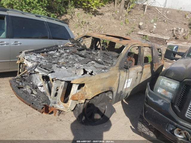 44901387 :رقم المزاد ، 1GNSKCKJ0JR321373 vin ، 2018 Chevrolet Tahoe Premier مزاد بيع