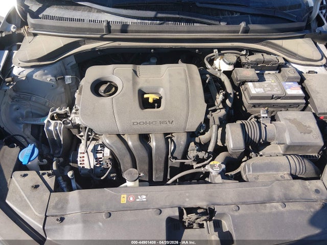 Продажа на аукционе авто 2020 Hyundai Elantra Se, vin: 5NPD74LF8LH604665, номер лота: 44901408