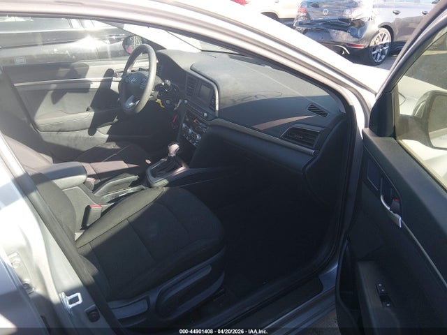 Продажа на аукционе авто 2020 Hyundai Elantra Se, vin: 5NPD74LF8LH604665, номер лота: 44901408