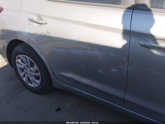 Продажа на аукционе авто 2020 Hyundai Elantra Se, vin: 5NPD74LF8LH604665, номер лота: 44901408
