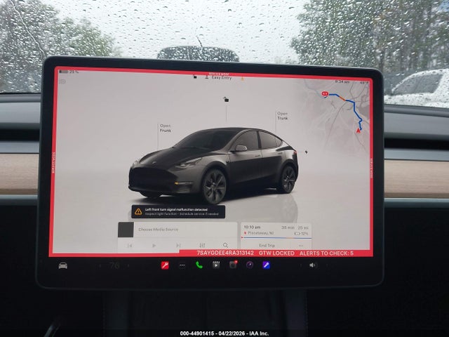 2024 Tesla Model Y Long Range Dual Motor All-wheel Drive მანქანა იყიდება აუქციონზე, vin: 7SAYGDEE4RA313142, აუქციონის ნომერი: 44901415