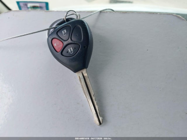 2007 Toyota Rav4 მანქანა იყიდება აუქციონზე, vin: JTMBD33V576043343, აუქციონის ნომერი: 44901416