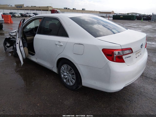 44901448 :رقم المزاد ، 4T4BF1FK2CR270786 vin ، 2012 Toyota Camry Le مزاد بيع