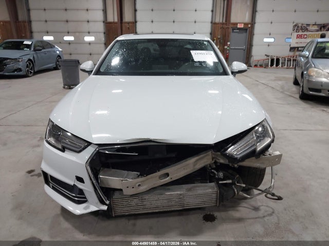 44901459 :رقم المزاد ، WAUDNAF43JA082740 vin ، 2018 Audi A4 2.0t Premium/2.0t Tech Premium مزاد بيع