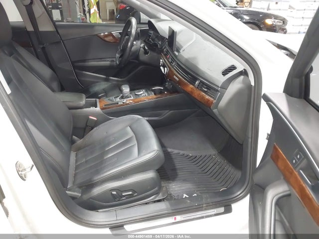 44901459 :رقم المزاد ، WAUDNAF43JA082740 vin ، 2018 Audi A4 2.0t Premium/2.0t Tech Premium مزاد بيع