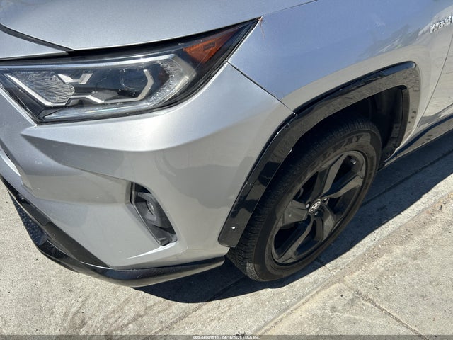 2020 Toyota Rav4 Xse Hybrid მანქანა იყიდება აუქციონზე, vin: JTMEWRFV5LJ044621, აუქციონის ნომერი: 44901510