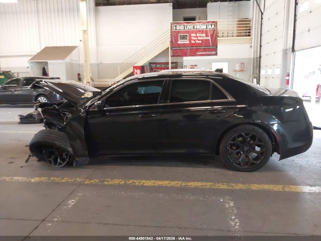 Продаж на аукціоні авто 2019 Chrysler 300 Touring L, vin: 2C3CCAAG3KH693882, номер лоту: 44901542