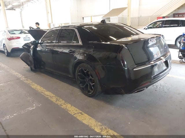 Продаж на аукціоні авто 2019 Chrysler 300 Touring L, vin: 2C3CCAAG3KH693882, номер лоту: 44901542