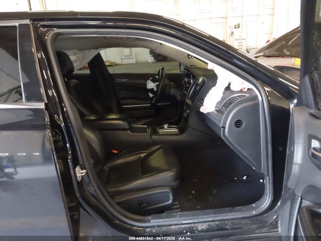 Продаж на аукціоні авто 2019 Chrysler 300 Touring L, vin: 2C3CCAAG3KH693882, номер лоту: 44901542
