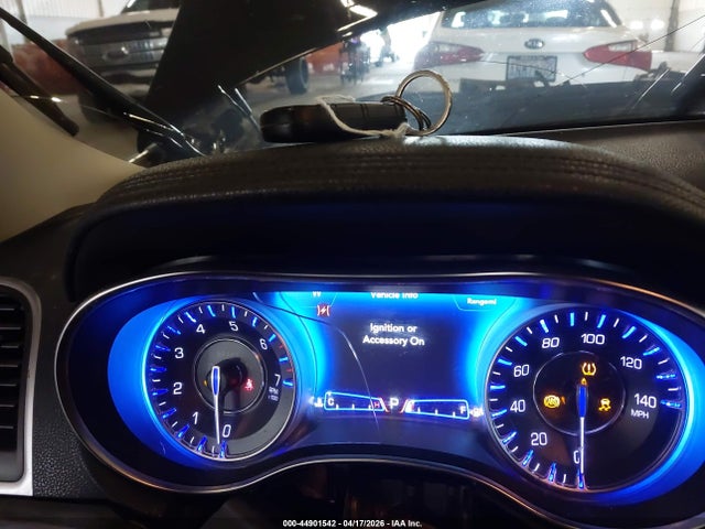 Продаж на аукціоні авто 2019 Chrysler 300 Touring L, vin: 2C3CCAAG3KH693882, номер лоту: 44901542
