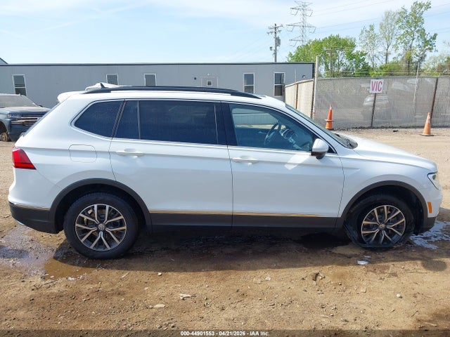 2020 Volkswagen Tiguan 2.0t Se/2.0t Se R-line Black/2.0t Sel მანქანა იყიდება აუქციონზე, vin: 3VV2B7AX9LM128389, აუქციონის ნომერი: 44901553