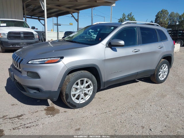 44901587 :رقم المزاد ، 1C4PJMCB6JD580963 vin ، 2018 Jeep Cherokee Latitude 4x4 مزاد بيع