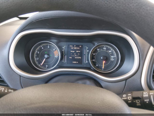 44901587 :رقم المزاد ، 1C4PJMCB6JD580963 vin ، 2018 Jeep Cherokee Latitude 4x4 مزاد بيع