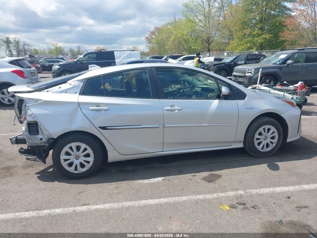 2021 Toyota Prius L Eco მანქანა იყიდება აუქციონზე, vin: JTDKAMFU6M3152831, აუქციონის ნომერი: 44901600