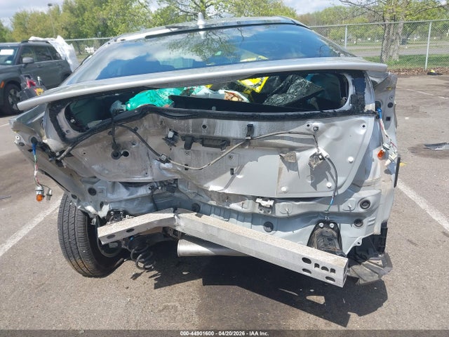 2021 Toyota Prius L Eco მანქანა იყიდება აუქციონზე, vin: JTDKAMFU6M3152831, აუქციონის ნომერი: 44901600
