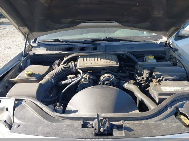 44901602 :رقم المزاد ، 1J4GS48K65C688933 vin ، 2005 Jeep Grand Cherokee Laredo مزاد بيع