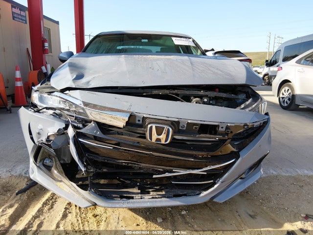 44901604 :رقم المزاد ، 1HGCV3F98NA024488 vin ، 2022 Honda Accord Hybrid Touring مزاد بيع