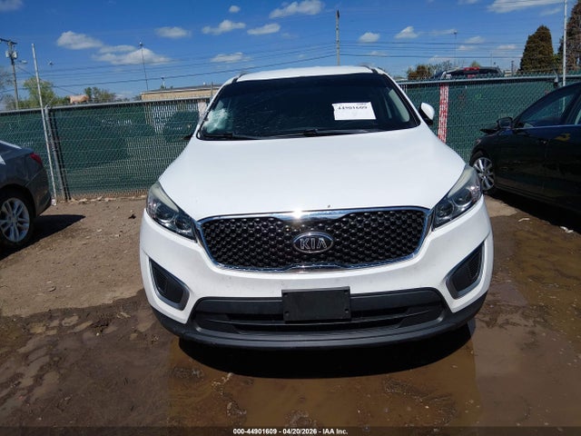 Продажа на аукционе авто 2017 Kia Sorento 2.4l Lx, vin: 5XYPGDA35HG267294, номер лота: 44901609