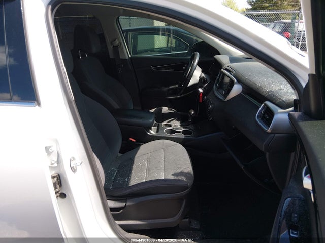 Продажа на аукционе авто 2017 Kia Sorento 2.4l Lx, vin: 5XYPGDA35HG267294, номер лота: 44901609