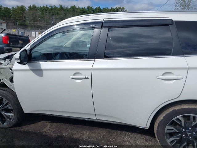 Продажа на аукционе авто 2018 Mitsubishi Outlander Phev Gt, vin: JA4J24A59JZ061323, номер лота: 44901653