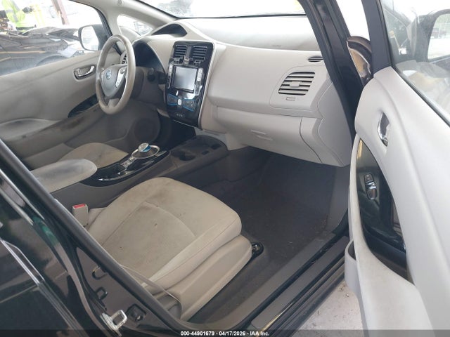 1N4AZ0CP0EC333264 Nissan LEAF SV