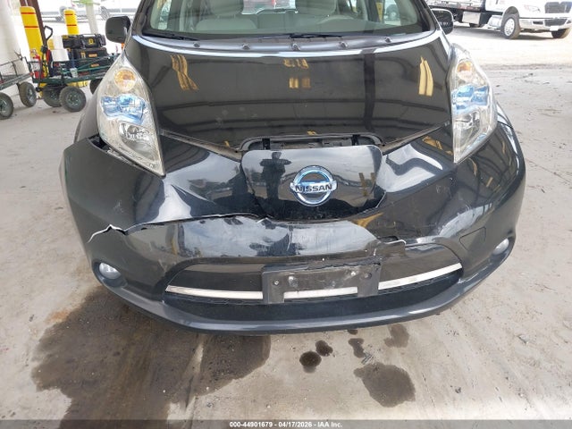 1N4AZ0CP0EC333264 Nissan LEAF SV