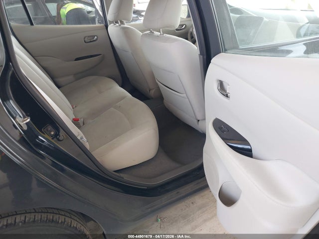 1N4AZ0CP0EC333264 Nissan LEAF SV