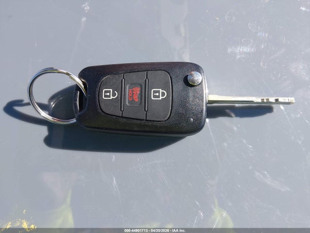 44901713 :رقم المزاد ، KNDJT2A52D7502166 vin ، 2013 Kia Soul مزاد بيع