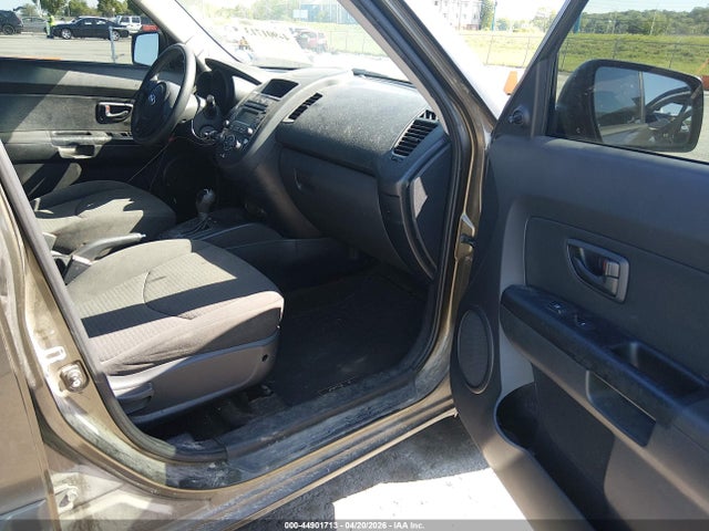 44901713 :رقم المزاد ، KNDJT2A52D7502166 vin ، 2013 Kia Soul مزاد بيع