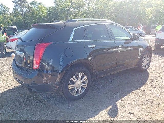 44901731 :رقم المزاد ، 3GYFNBE37FS560863 vin ، 2015 Cadillac Srx Luxury Collection مزاد بيع
