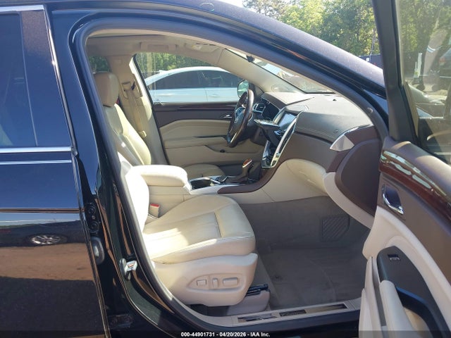 44901731 :رقم المزاد ، 3GYFNBE37FS560863 vin ، 2015 Cadillac Srx Luxury Collection مزاد بيع