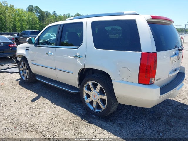 Продаж на аукціоні авто 2011 Cadillac Escalade Luxury, vin: 1GYS4BEF4BR183157, номер лоту: 44901744