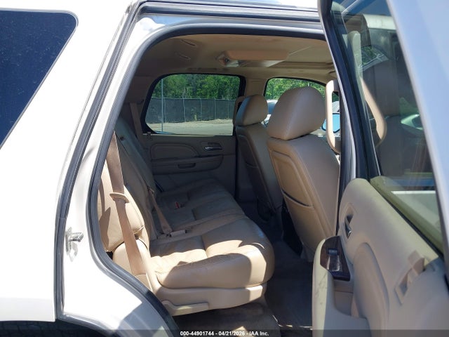 Продаж на аукціоні авто 2011 Cadillac Escalade Luxury, vin: 1GYS4BEF4BR183157, номер лоту: 44901744
