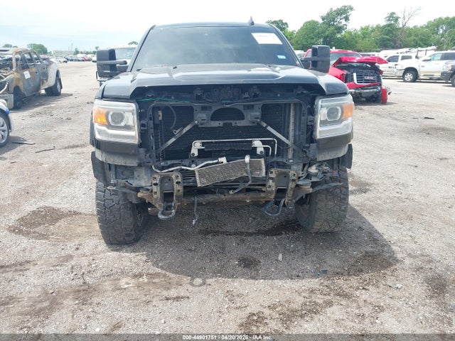 Auction sale of the 2016 Gmc Sierra 2500hd Denali, vin: 1GT12UE86GF131137, lot number: 44901751