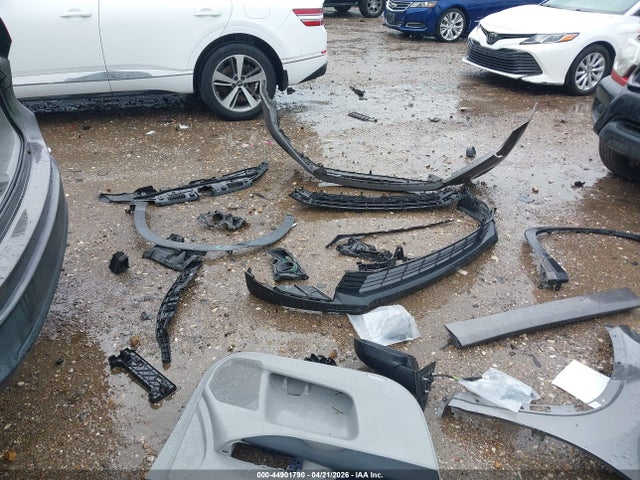 44901790 :رقم المزاد ، 5TDZZRFH7JS287687 vin ، 2018 Toyota Highlander Le مزاد بيع