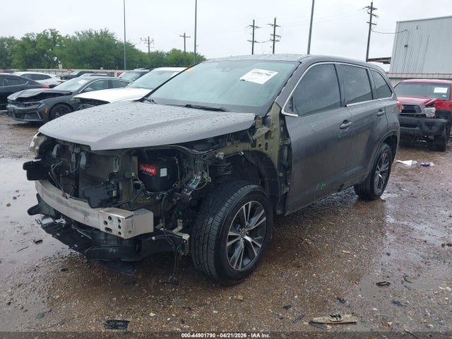 44901790 :رقم المزاد ، 5TDZZRFH7JS287687 vin ، 2018 Toyota Highlander Le مزاد بيع