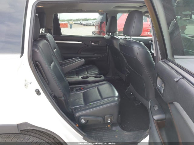 Aukcja sprzedaży 2015 Toyota Highlander Xle V6, vin: 5TDKKRFH5FS050855, numer aukcji: 44901825