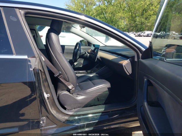 Aukcja sprzedaży 2018 Tesla Model 3 Long Range/mid Range, vin: 5YJ3E1EA8JF057152, numer aukcji: 44901881