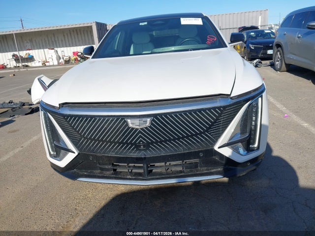 Продажа на аукционе авто 2024 Cadillac Lyriq Luxury W/1sc, vin: 1GYKPPRL6RZ117174, номер лота: 44901901