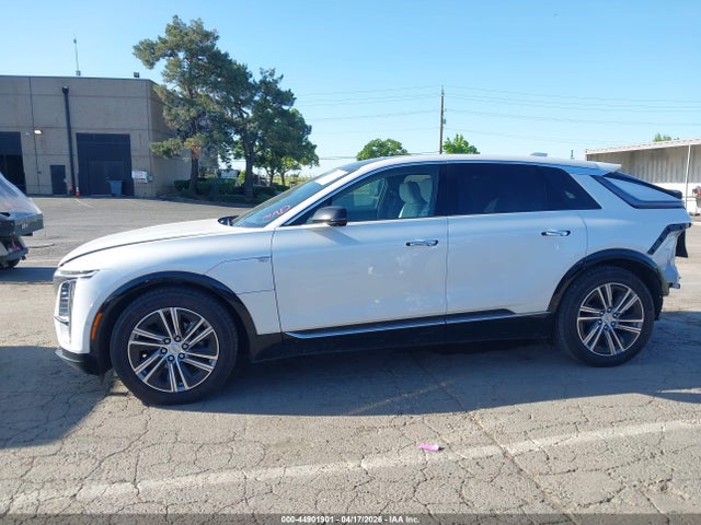 Продажа на аукционе авто 2024 Cadillac Lyriq Luxury W/1sc, vin: 1GYKPPRL6RZ117174, номер лота: 44901901