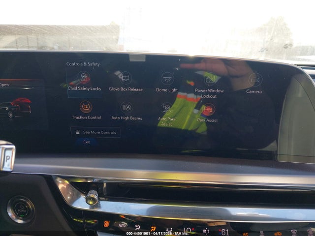 Продажа на аукционе авто 2024 Cadillac Lyriq Luxury W/1sc, vin: 1GYKPPRL6RZ117174, номер лота: 44901901