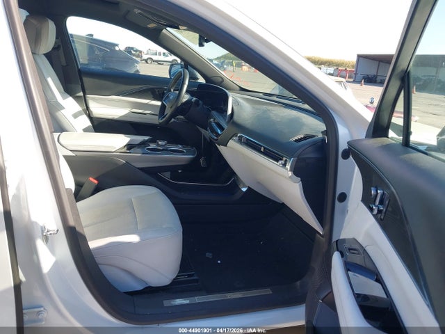 Продажа на аукционе авто 2024 Cadillac Lyriq Luxury W/1sc, vin: 1GYKPPRL6RZ117174, номер лота: 44901901