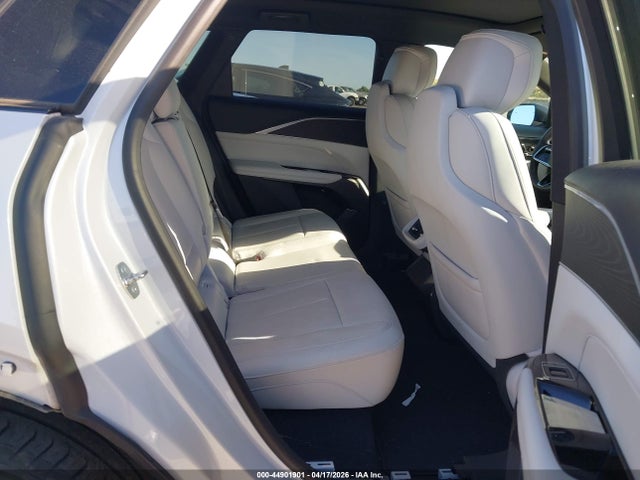 Продажа на аукционе авто 2024 Cadillac Lyriq Luxury W/1sc, vin: 1GYKPPRL6RZ117174, номер лота: 44901901