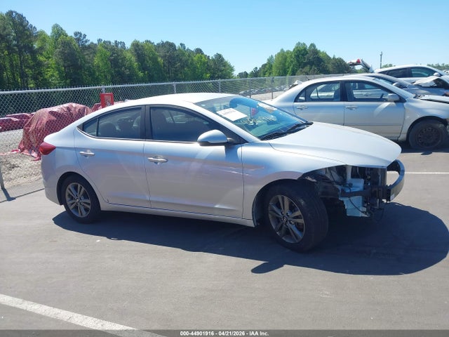 44901916 :رقم المزاد ، 5NPD84LF9JH328720 vin ، 2018 Hyundai Elantra Sel مزاد بيع