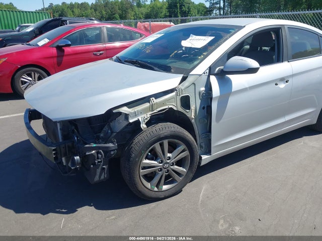 44901916 :رقم المزاد ، 5NPD84LF9JH328720 vin ، 2018 Hyundai Elantra Sel مزاد بيع